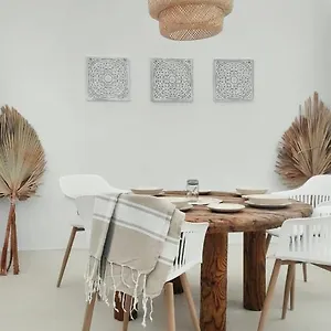 https://nomad-surf-house.in-canary-islands.com